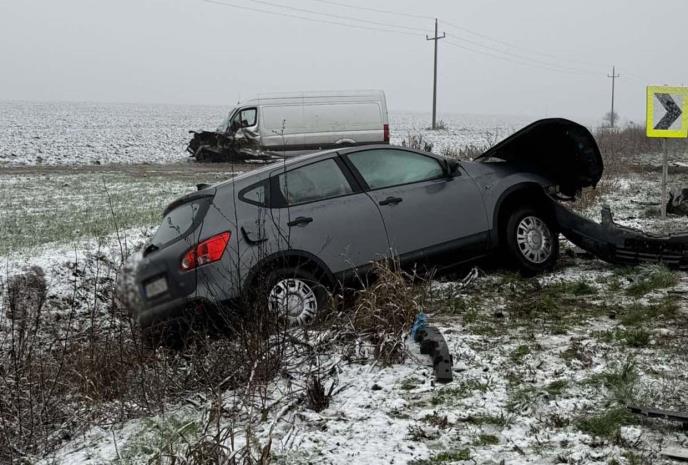 UHAPŠEN VOZAČ KOMBIJA (35) ZBOG NESREĆE KOD LAĆARKA! Otac i ćerka poginuli na mestu, očevici opisali užas na putu!